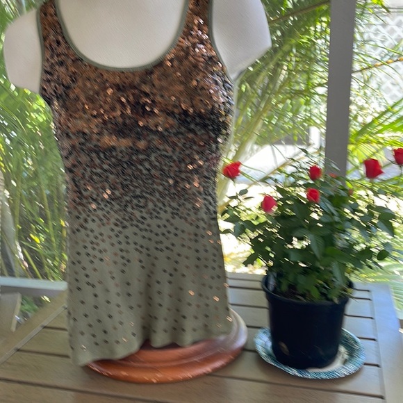 Express Sequence Tank Top - Picture 2 of 3